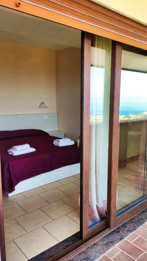 Maison d'hôtes Residenza Domus Aurea Tropea- Vista Mare 3*