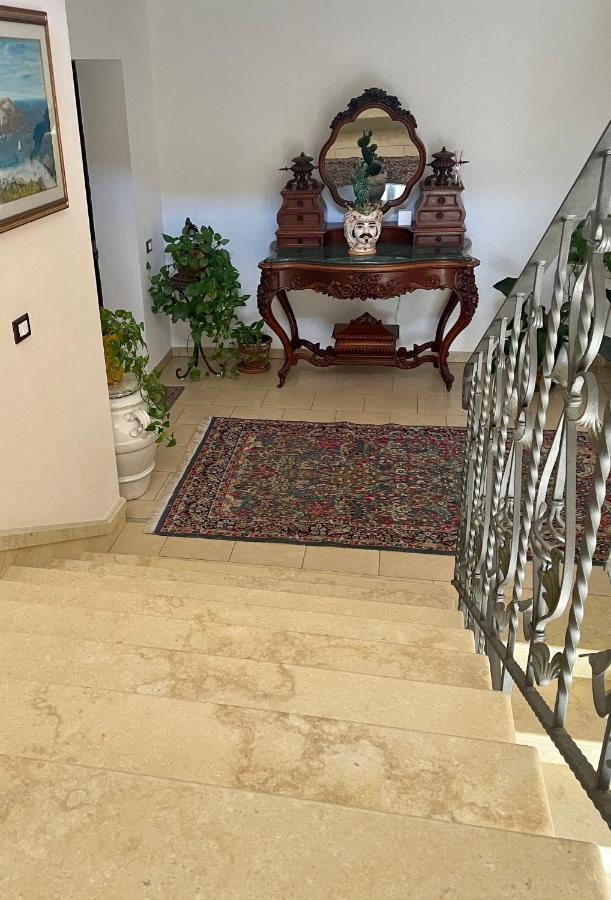 Residenza Domus Aurea Tropea- Vista Mare Guest house