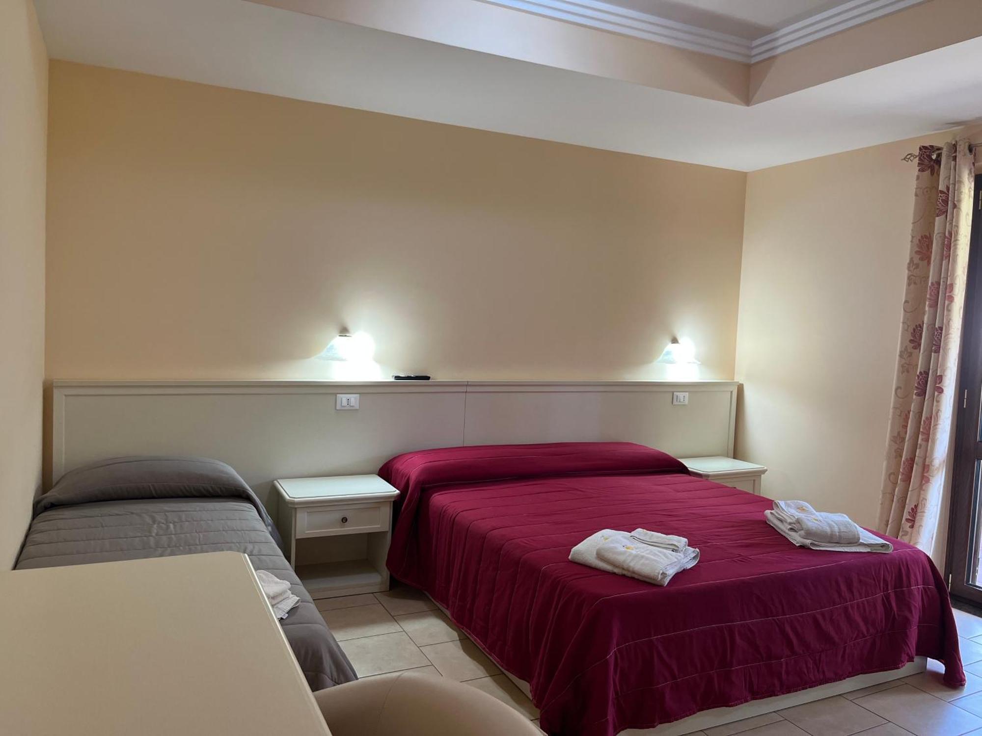 Residenza Domus Aurea Tropea- Vista Mare Maison d'hôtes 3*