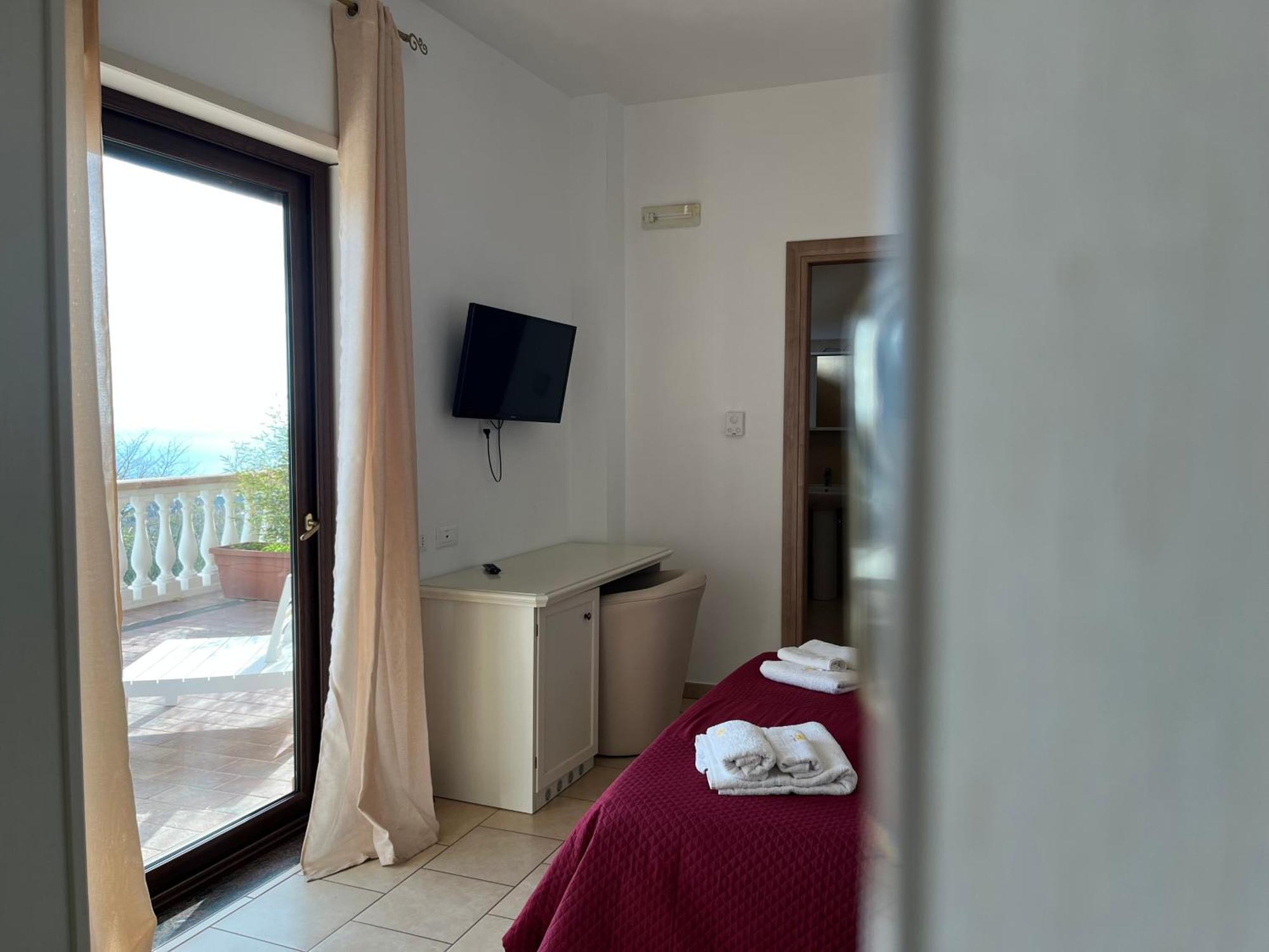 Residenza Domus Aurea Tropea- Vista Mare Maison d'hôtes